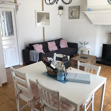 Des Lavandes Дом отдыха