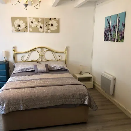 Дом отдыха Des Lavandes *