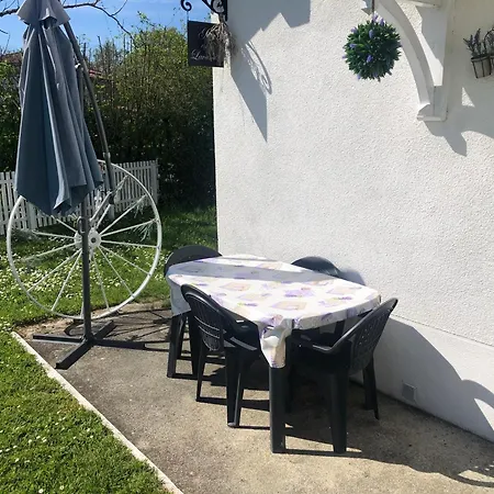 Дом отдыха Des Lavandes *